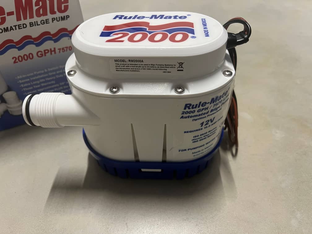 JABSCO RULE MATE BILGE PUMP 2000GPH 12V: Rule model 10. 1-1/8″ discharge, anti-airlock, ignition protected.